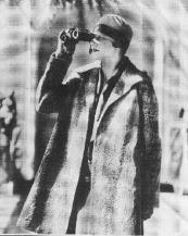 Beige nerts, Chanel 1925